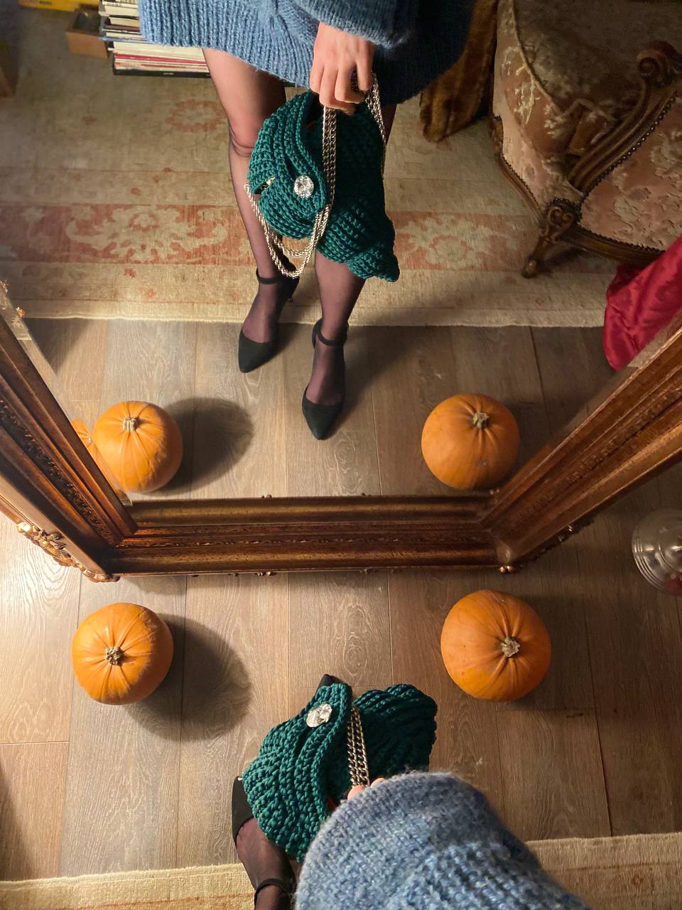 Seashell Crochet Bag in Green with Swarovski Button